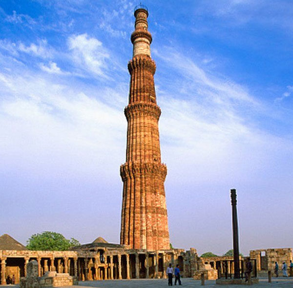 qutub-minar